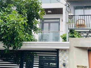 Cho thuê nhà 1trệt 2lầu 4pn gần ubnd phú mỹ mặt tiền đường nhựa 8m, thuận tiện ở & vp