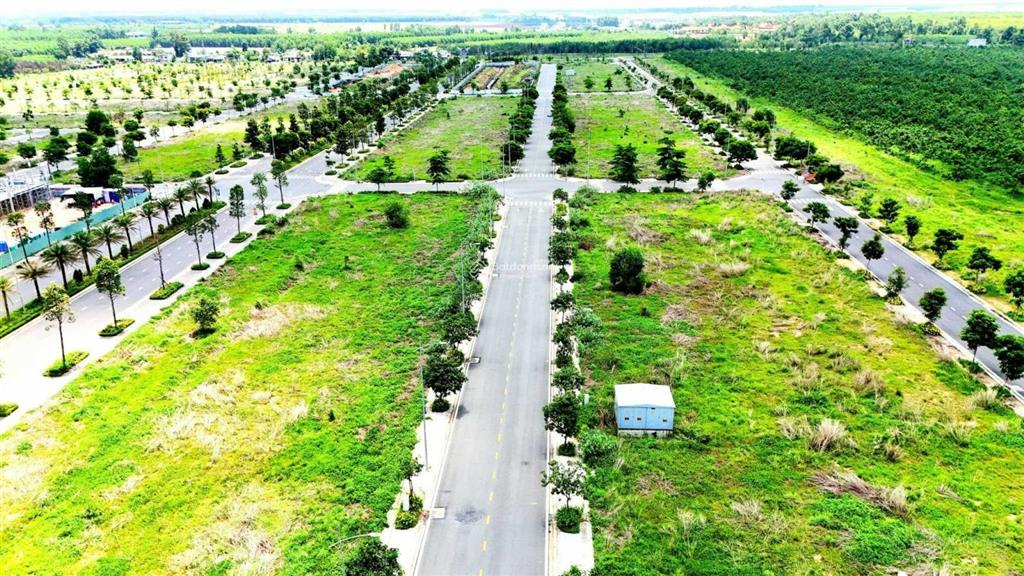 Bán lô đất 5.2 x 20 đối diện công viên pearl park giá 2 tỷ 350tr