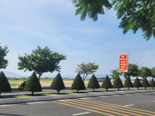 Bán lô đất phạm văn đồng view trực biển ngang 8,4m lô 3 mặt đường khu tđc hòn đỏ