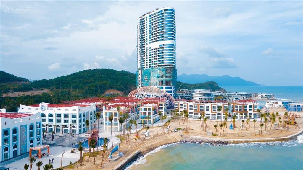 Căn góc shophouse libera trong tổ hợp nghỉ dưỡng giải trí 5 sao vega city nha trang sổ hồng riêng