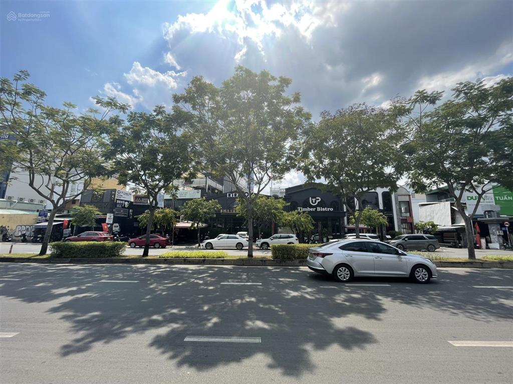 Chính chủ cho thuê mặt tiền trần não ngang 12mx20m giá siêu ưu đãi