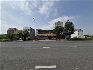 Chính chủ cần bán căn nhà cấp 4 mặt tiền đường trương văn bang tml thủ đức