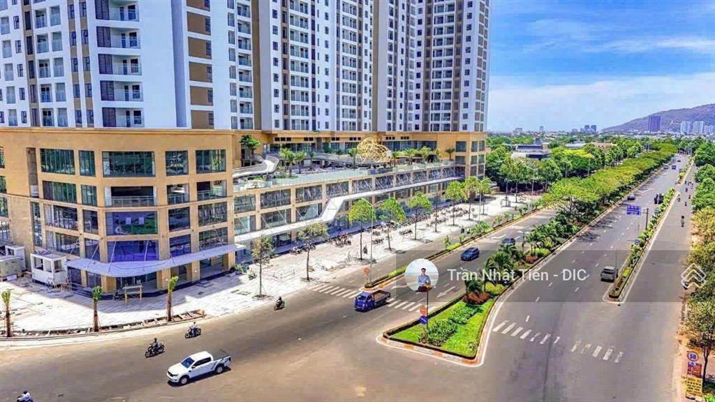 Shophouse hiếm mặt tiền trước tòa nhà, sảnh rộng, cơ hội kinh doanh vàng tại trung tâm vũng tàu