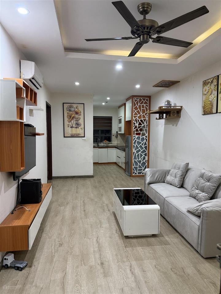 Chính chủ em cần bán gấp căn 56m hai ngủ hai vs toà v7 chung cư the vesta phú lãm hà đông