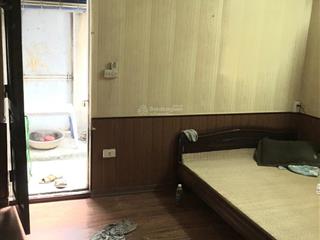 Cho hộ gia đình thuê căn hộ tập thể nhà a2 giảng võ