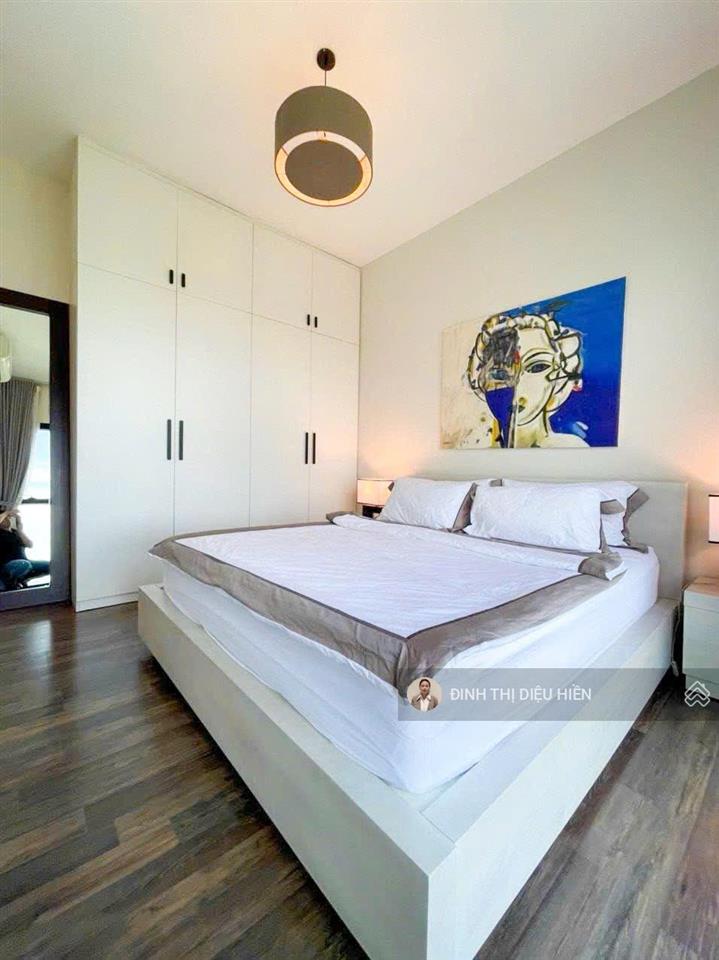 Siêu phẩm căn 2pn 103m2 view sông trực diện cho thuê 35tr/tháng  0904 379 ***