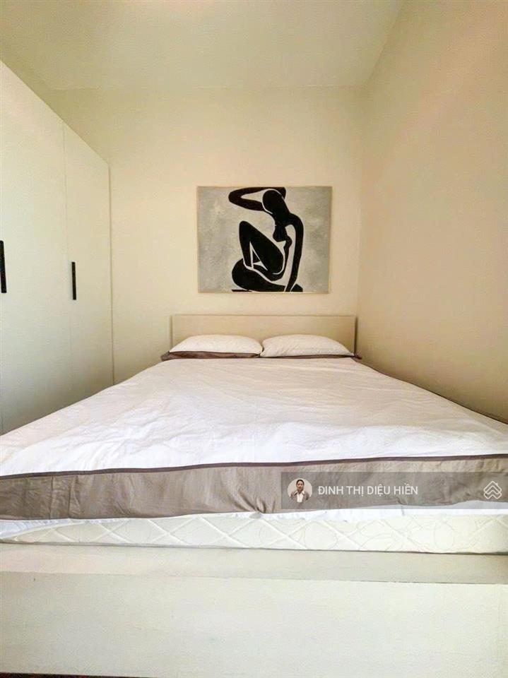 Siêu phẩm căn 2pn 103m2 view sông trực diện cho thuê 35tr/tháng  0904 379 ***