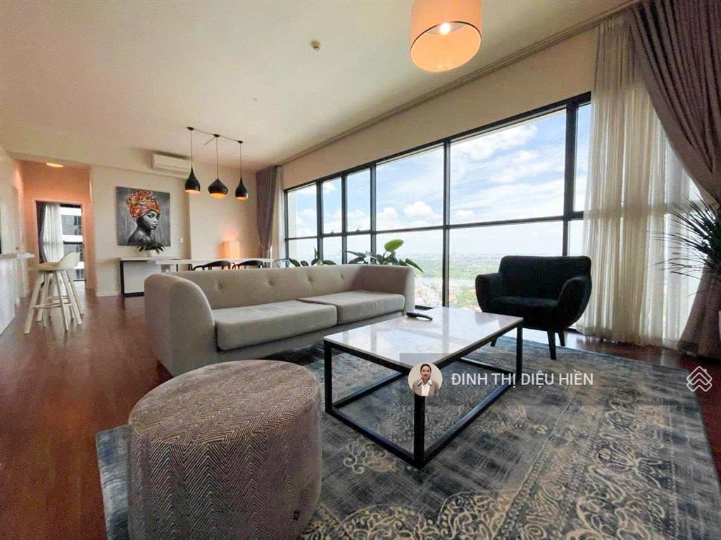 Siêu phẩm căn 2pn 103m2 view sông trực diện cho thuê 35tr/tháng  0904 379 ***