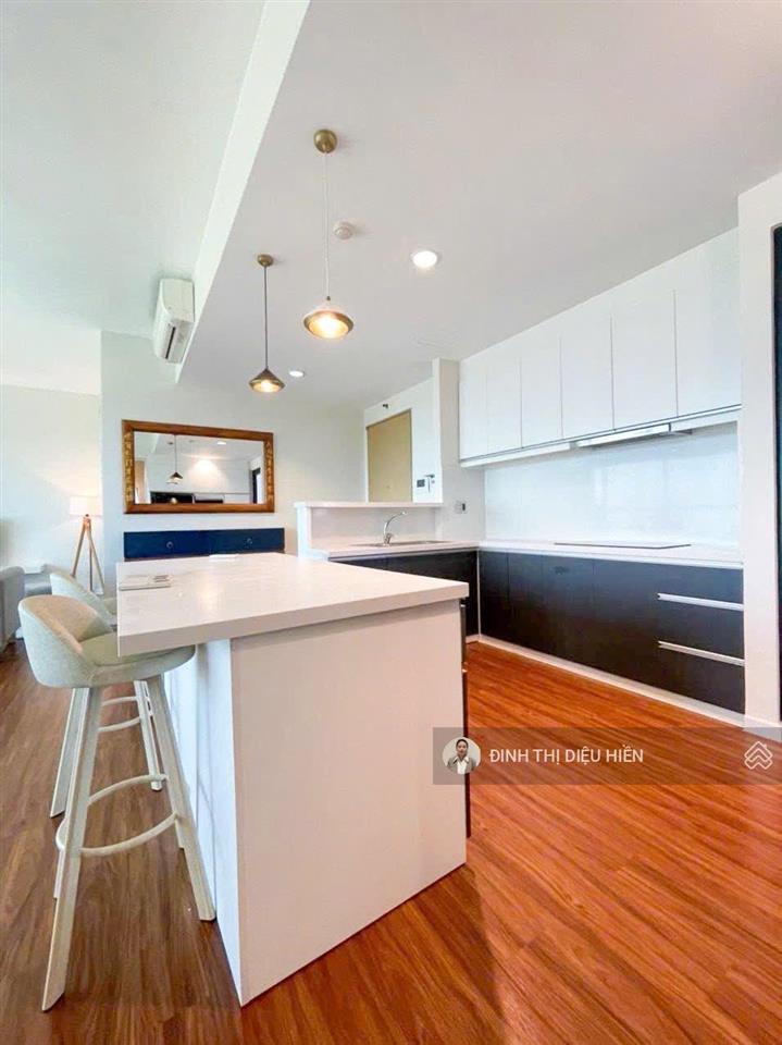 Siêu phẩm căn 2pn 103m2 view sông trực diện cho thuê 35tr/tháng  0904 379 ***