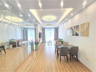 Trung tâm quận  mới koong  full nội thất  hiếm có khó tìm  lô góc