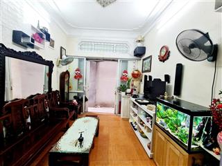 Trung tâm quận  nhà dân xây  lô góc  ngõ đẹp  gần ô tô  tiện ích ngập tràn