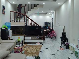 Nhà nr trịnh văn bô, phương canh, 5 tầng, 3 phòng ngủ full đồ