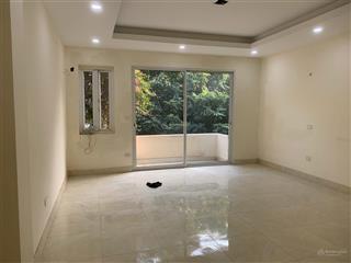 Nr cầu diễn 75m2, 4 tầng, 5 phòng ngủ, ô tô đỗ cửa làm vp và ở