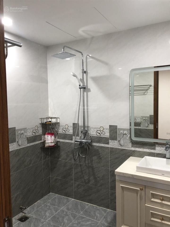 Cho thuê tòa nhà văn phòng 110m2 x 7 tầng ở mỹ đình, đình thôn, kinh doanh tốt