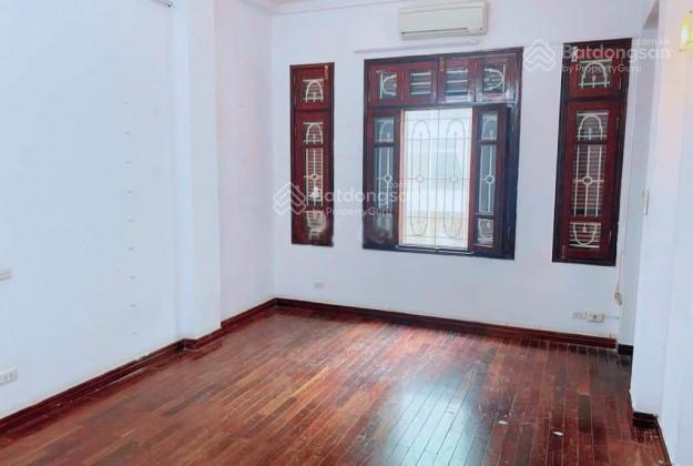 Cho thuê nhà ở hồ tùng mậu 65m2, 4 tầng, oto đỗ tránh, full điều hoà