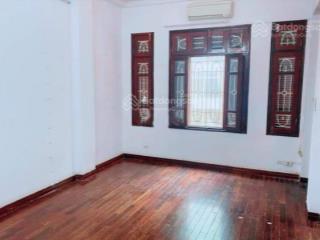 Cho thuê nhà ở hồ tùng mậu 65m2, 4 tầng, oto đỗ tránh, full điều hoà