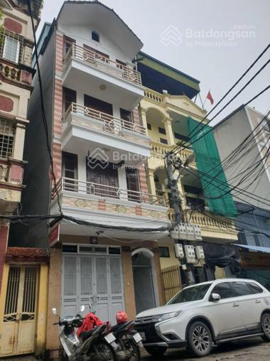 Cho thuê nhà ở hồ tùng mậu 65m2, 4 tầng, oto đỗ tránh, full điều hoà