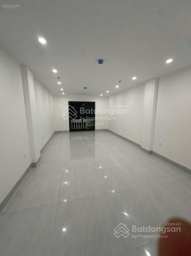 Cho thuê nhà ở lê đức thọ 60m2x6t, thang máy, thông sàn, oto đỗ tránh,kinh doanh tốt