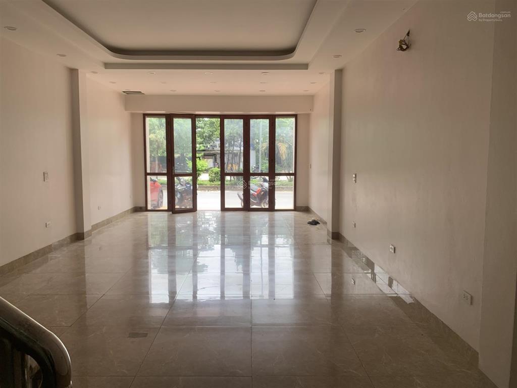 Cho thuê nhà 6 tầng ở thiên hiền, đình thôn, oto đỗ tránh.