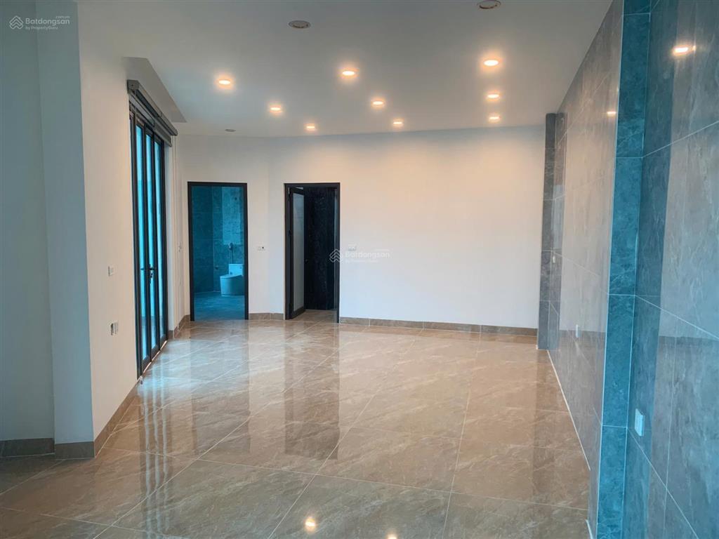 Cho thuê nhà vân canh 65m2x5 tầng, thông sàn, thang máy, nhà mới, oto tải đỗ cửa