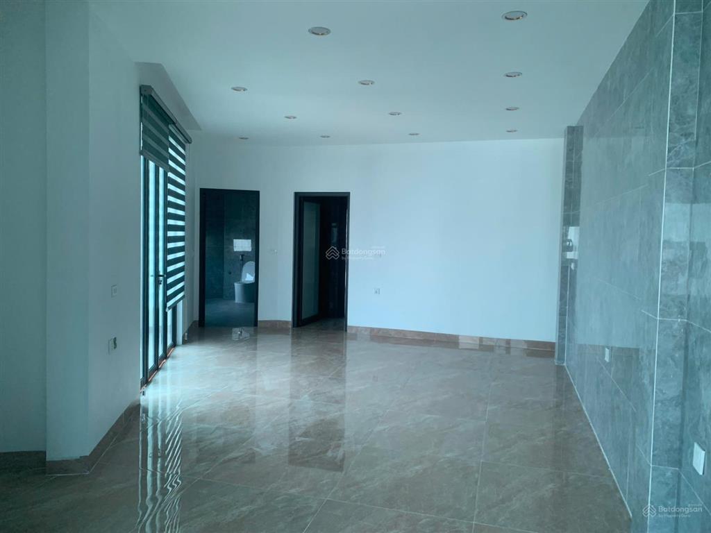 Cho thuê nhà vân canh 65m2x5 tầng, thông sàn, thang máy, nhà mới, oto tải đỗ cửa