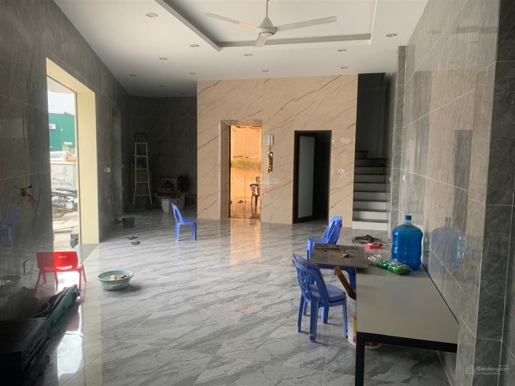 Cho thuê nhà vân canh 65m2x5 tầng, thông sàn, thang máy, nhà mới, oto tải đỗ cửa