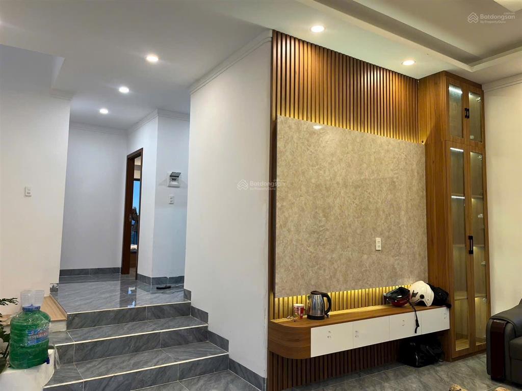 Căn nhà nghỉ dưỡng ngoại ô đà lạt gần khu du lịch sổ riêng sẵn nội thất giá rẻ  0937 403 ***