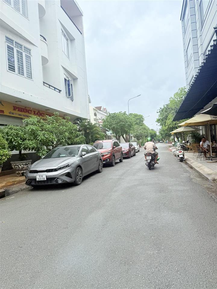 Bán lô biệt thự đơn khu dân cư khang điền, phước long b, dt 302m2/22.7 tỷ
