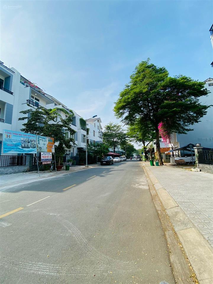 Bán đất kdc gia hoà giá đầu tư, dt 200m2/16.9 tỷ.  0966 701 *** mr tấn