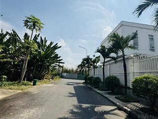 Lô đất xây dựng biệt thự góc hai mặt tiền kdc khang điền, phước long b, quận 9. dt 225m2 giá 16 tỷ