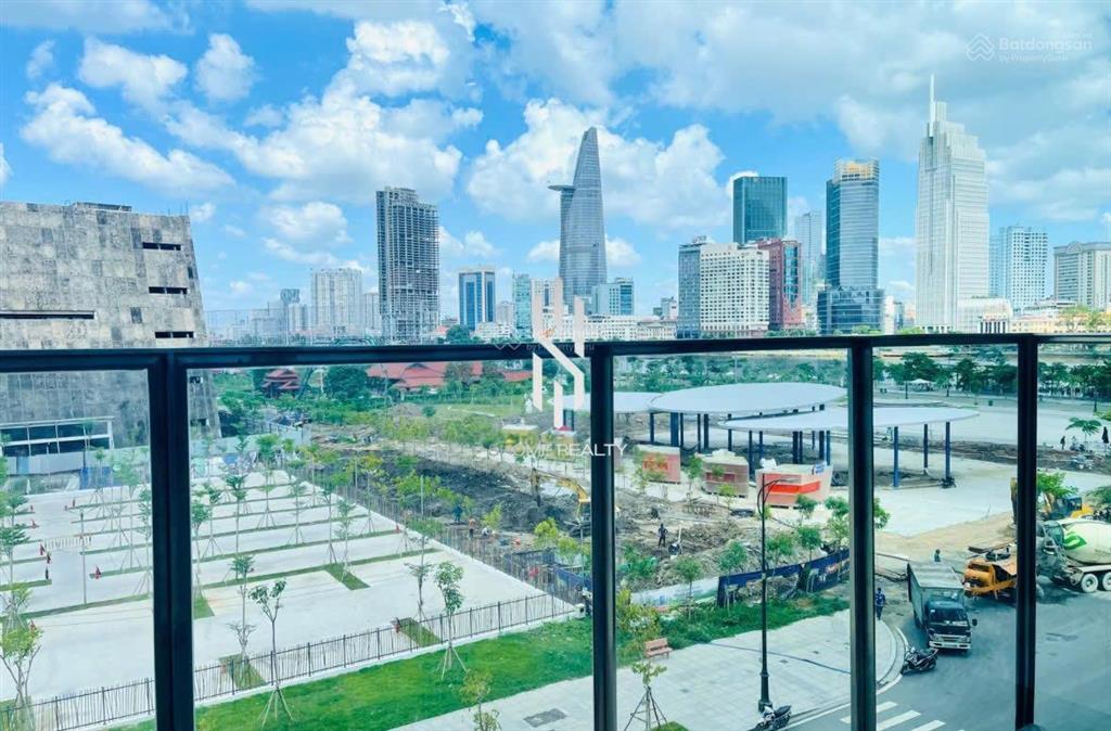 Bán the opera căn 4pn / view trọn thành phố/ full nt đẹp / 46 tỷ all in / đã có sổ