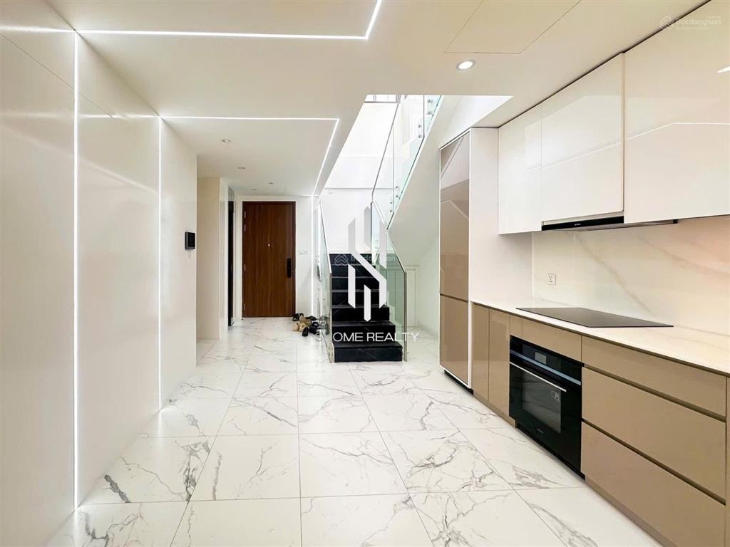 Cần bán gấp căn sân vườn the galeria  metropole | 2pn 2wc | 24 tỷ   ngay