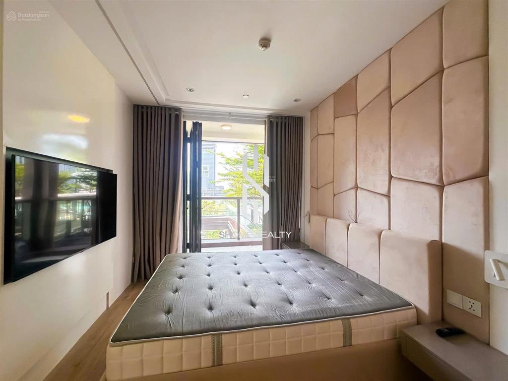 Cần bán gấp căn sân vườn the galeria  metropole | 2pn 2wc | 24 tỷ   ngay