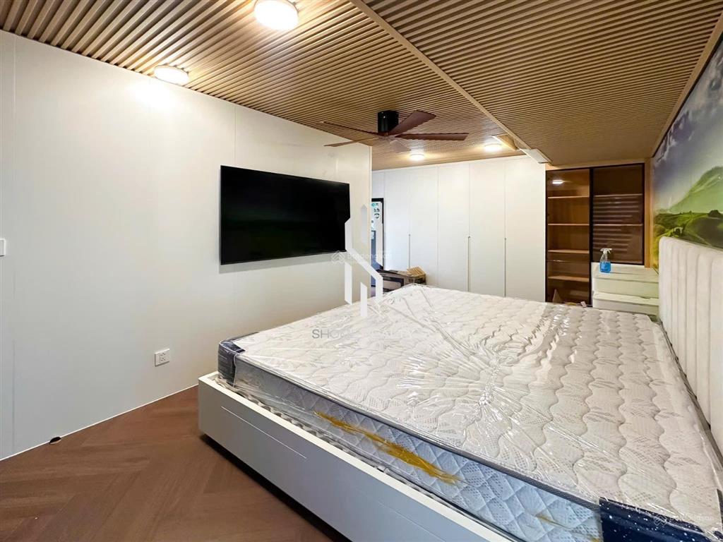 Cần bán gấp căn sân vườn the galeria  metropole | 2pn 2wc | 24 tỷ   ngay