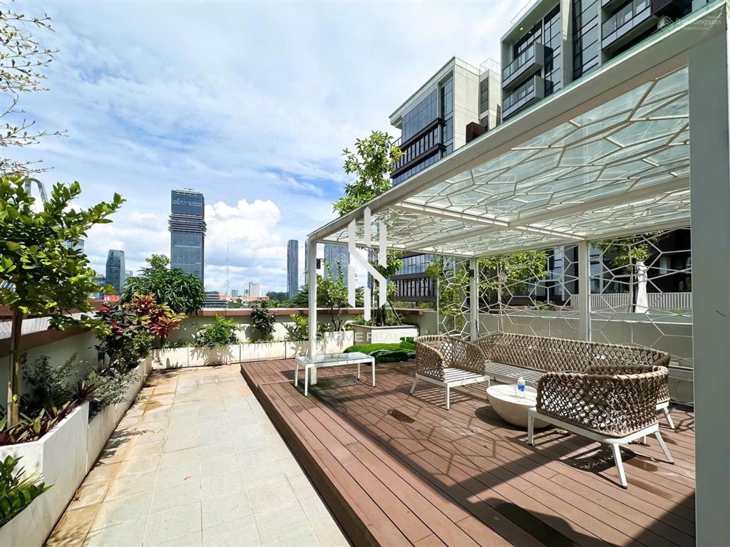 Cần bán gấp căn sân vườn the galeria  metropole | 2pn 2wc | 24 tỷ   ngay