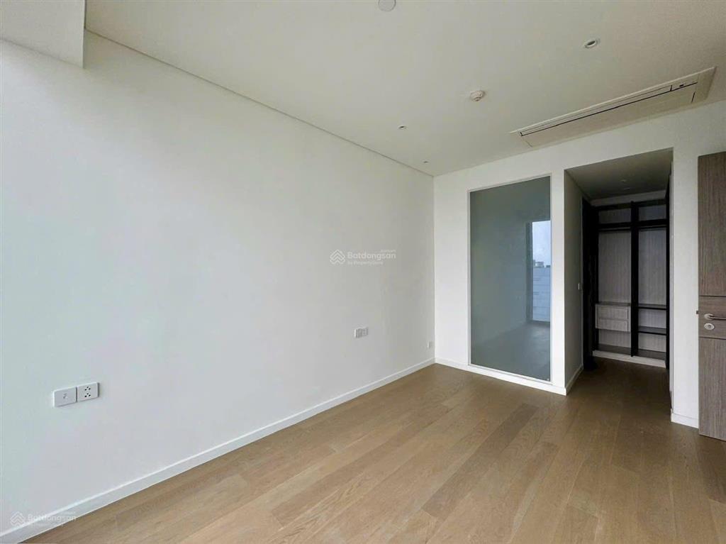 Bán the river 140m2 3pn2wc 26.8 tỷ all in / thang máy riêng / giá tốt nhất hiện tại