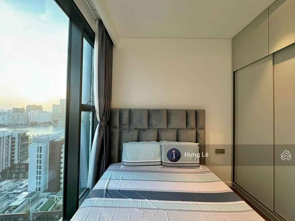 Hàng hiếm rẻ hơn thị trường 4 tỷ  căn 100m2  tầng trung view quận 1  giá 25 tỷ   0932 087 ***