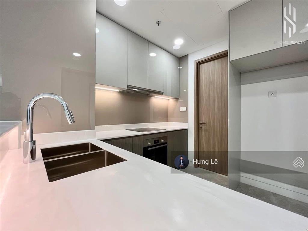 Bán the river 202m2 4pn 3wc, nhà trống sẵn giá 49 tỷ, nhận nhà ở ngay, view trực diện sông