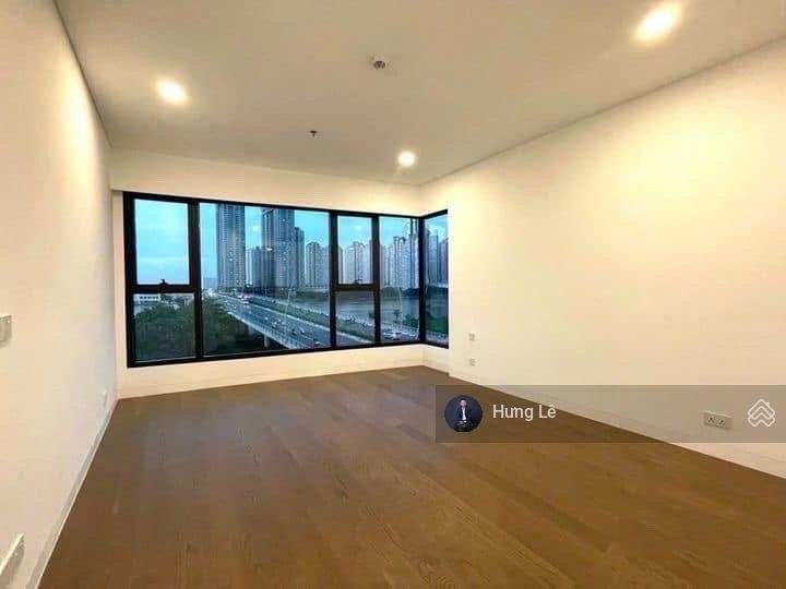 Bán the river 202m2 4pn 3wc, nhà trống sẵn giá 49 tỷ, nhận nhà ở ngay, view trực diện sông