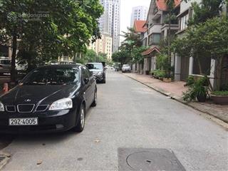 Bán đất tặng nhà phân lô lê văn lương  trung hòa  157m2 mt 9m giá = 34.5 tỷ có tl