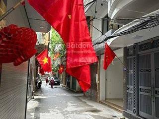 Bán nhà mặt ngõ chính kinh  quan nhân  67m2 ngõ 3m vf 3 vào giá = 13 tỷ có tl