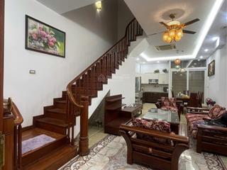 Bán nhà phố yên phụ  cách mặt hồ tây vài bước chân  55m2  sát bán đảo vũ miên