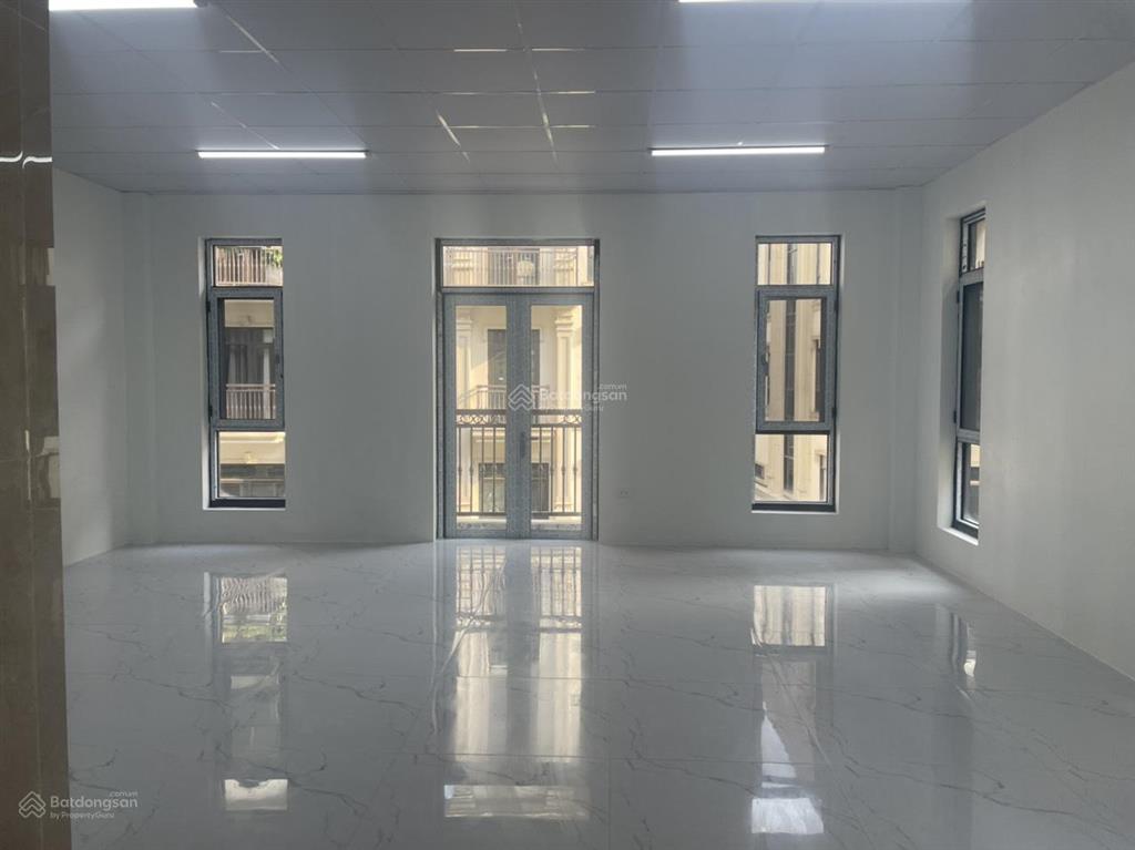 Chính chủ cho thuê văn phòng him lam vạn phúc, hà đông, giá 7tr.  0989 344 ***