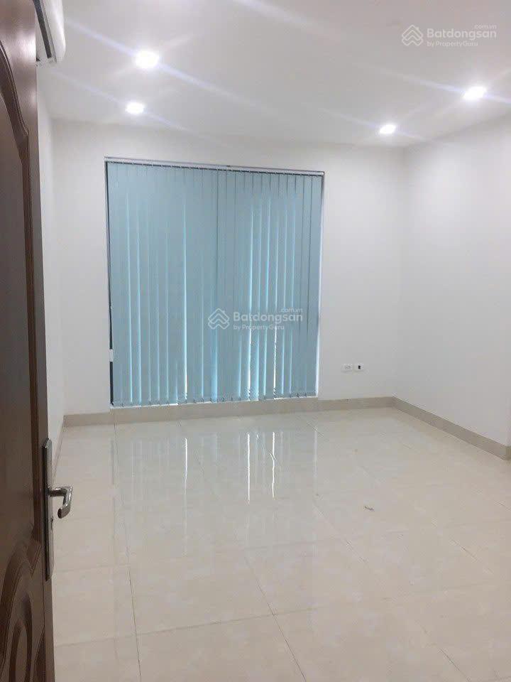 Chính chủ cho thuê văn phòng ngay ngã tư vạn phúc, hà đông giá 3,5 triệu/tháng 18m2,  0937 936 ***