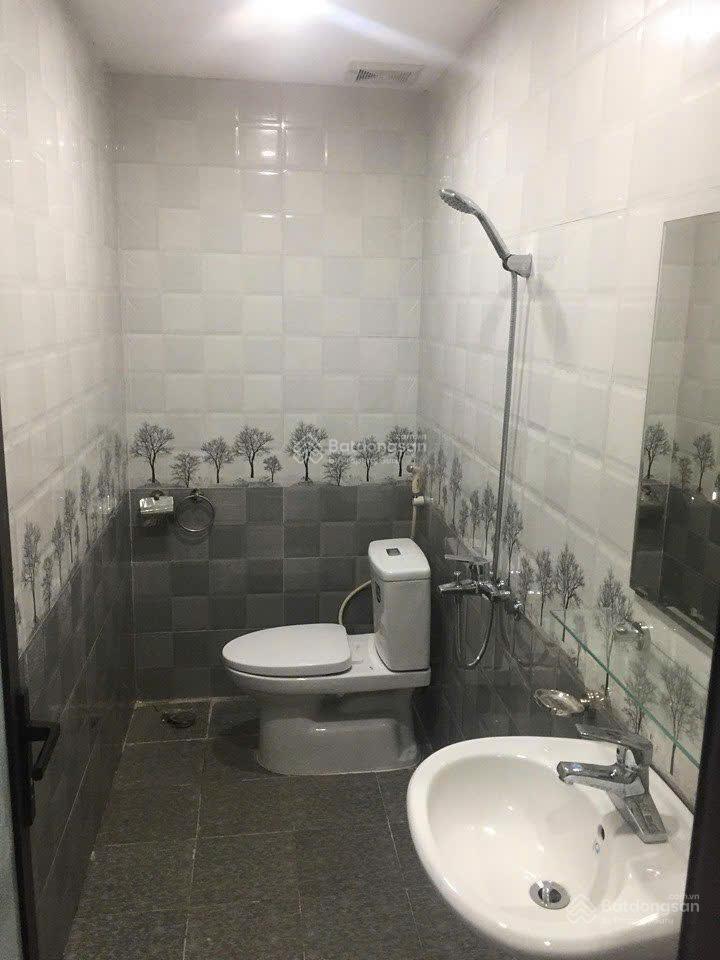 Chính chủ cho thuê văn phòng ngay ngã tư vạn phúc, hà đông giá 3,5 triệu/tháng 18m2,  0937 936 ***