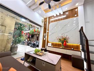 Bán nhà phố mai anh tuấn , hồ hoàng cầu,, quận đống đa, 5 tầng , 3ngủ,sổ đỏ đẹp, 4.880 tỷ