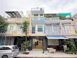 Bán nhà 1 trệt 2 lầu kdc toa xe lửa, gần vincom dĩ an, 60m, 4pn, đường 7m, giá 4.8 tỷ tl