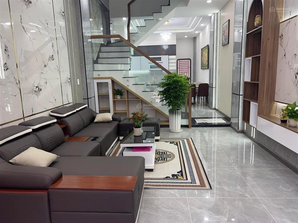 Nhà mới full nội thất kdc đông bộ dĩ an, đối diện bicon solary, vành đai 3 ,sát làng đhqg hcm.