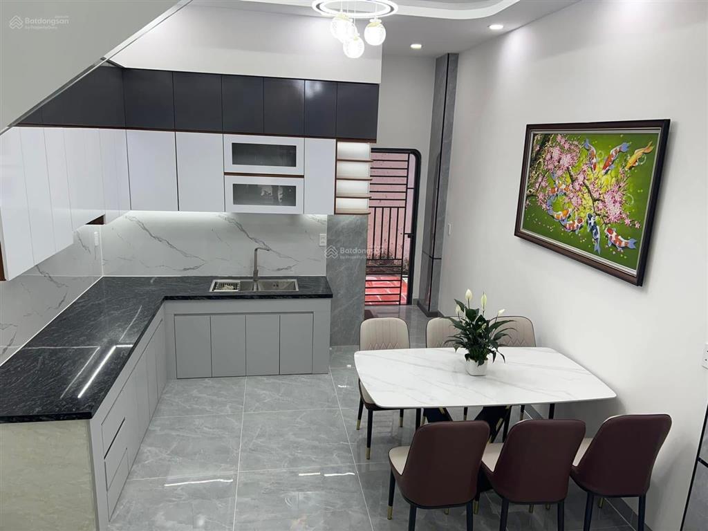 Nhà mới full nội thất kdc đông bộ dĩ an, đối diện bicon solary, vành đai 3 ,sát làng đhqg hcm.