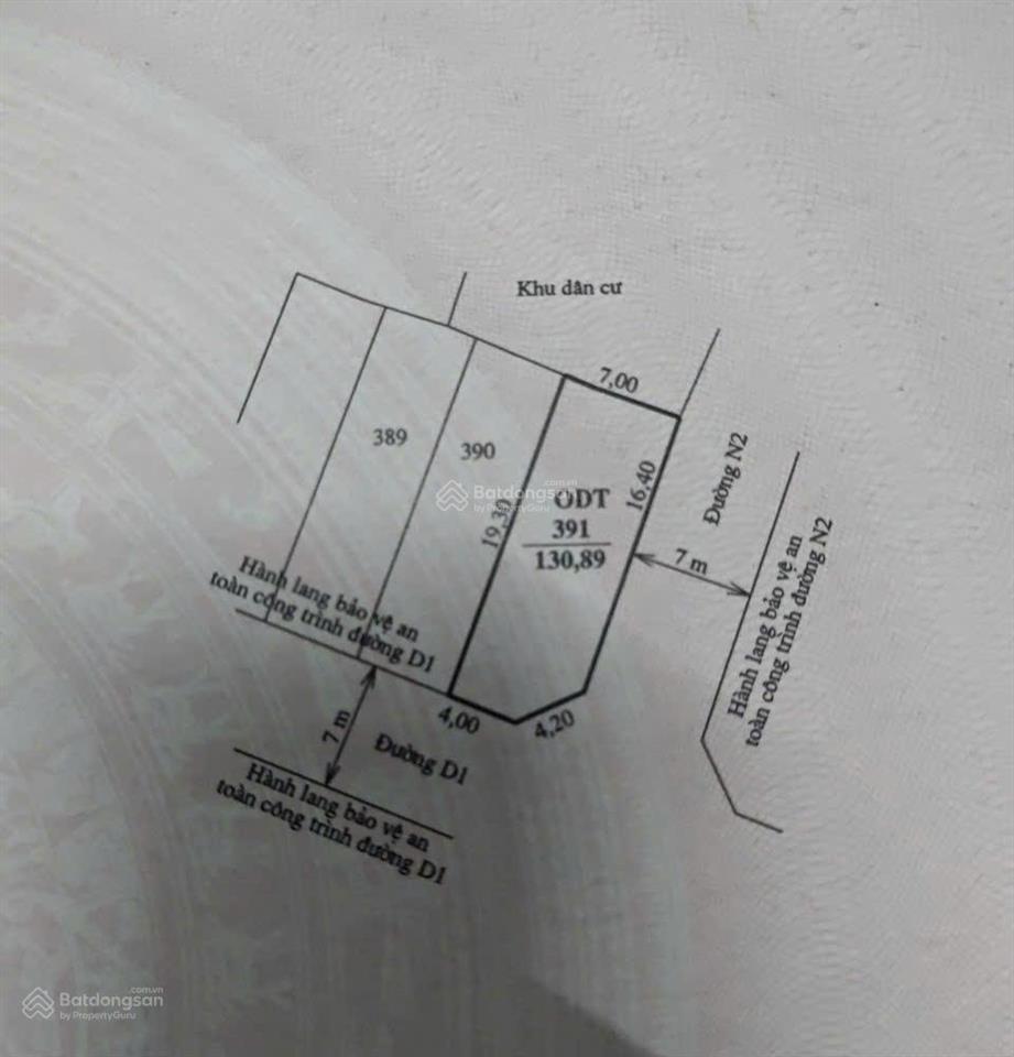 2 mt hẻm xe tải. sau chợ lớn phan rang. hồ sinh thái tấn tài. 130m2